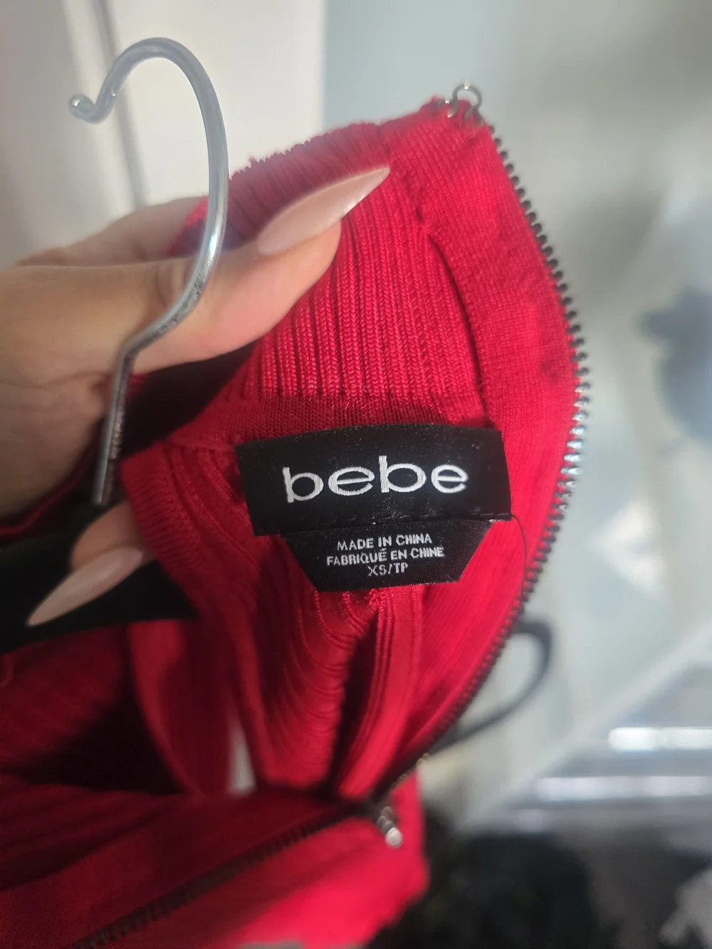 bebe Red Ribbed Mock Neck Tank - Picture 3 of 4